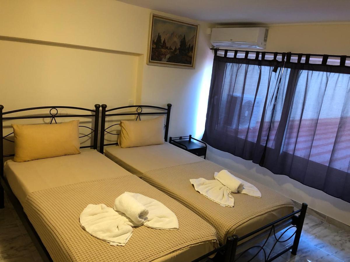 Nikolakakis Rooms Lavrio Ngoại thất bức ảnh