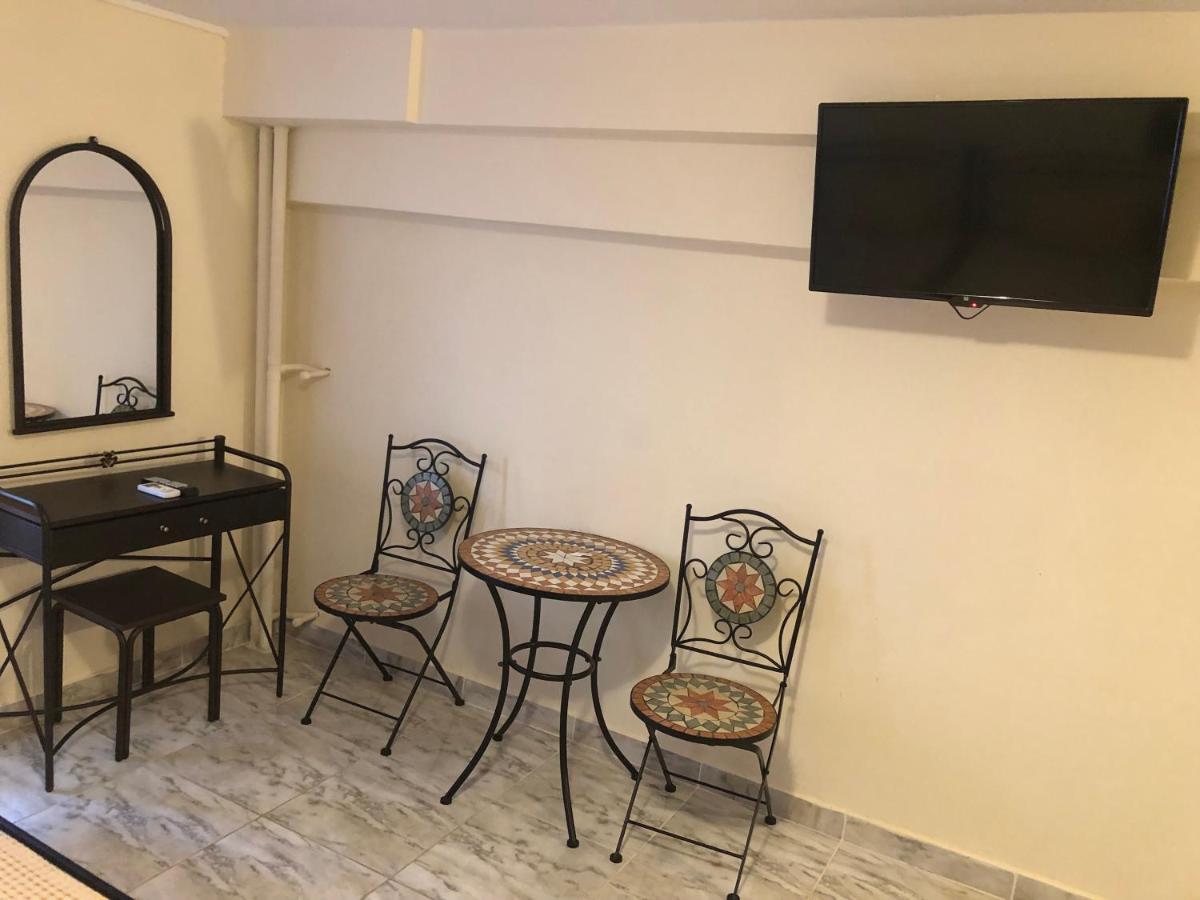 Nikolakakis Rooms Lavrio Ngoại thất bức ảnh