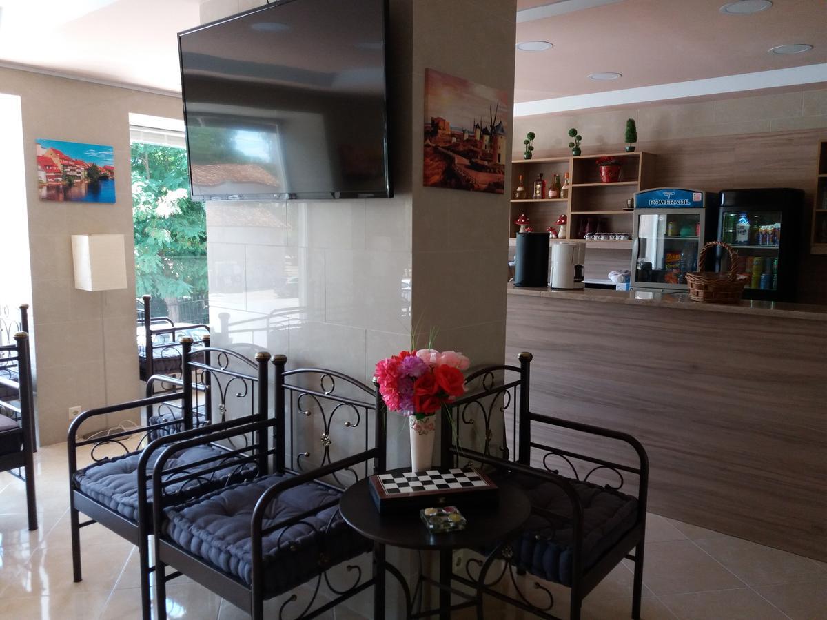 Nikolakakis Rooms Lavrio Ngoại thất bức ảnh