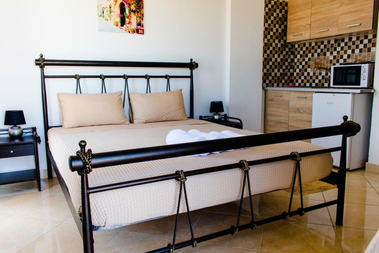 Nikolakakis Rooms Lavrio Ngoại thất bức ảnh