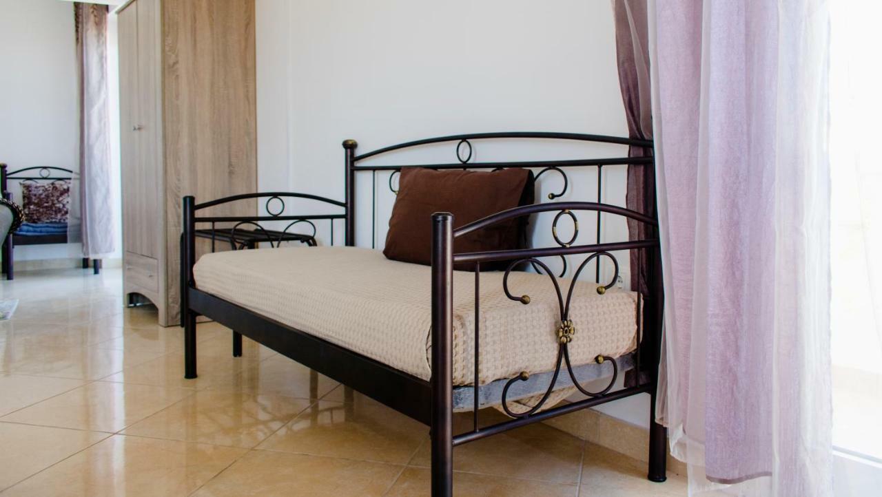 Nikolakakis Rooms Lavrio Ngoại thất bức ảnh
